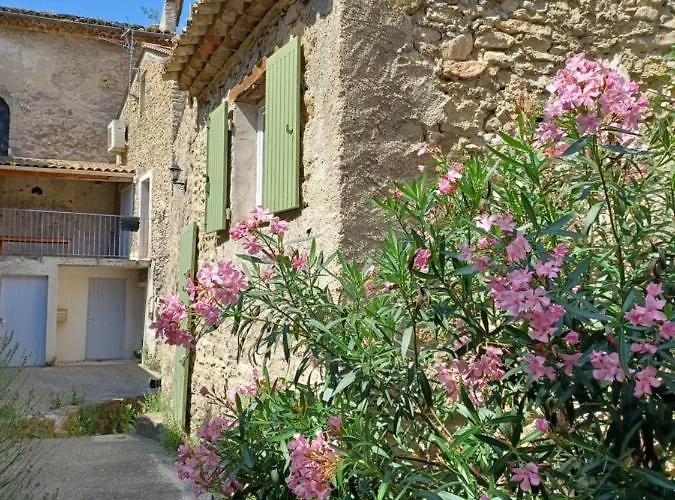 Maison De Village En Pierre
