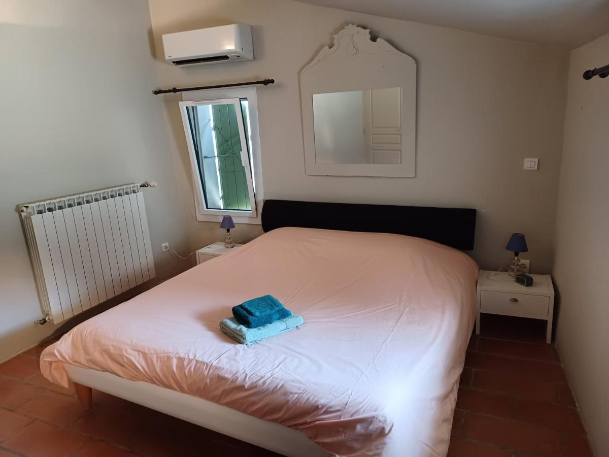 Maison De Village En Pierre Hébergement de vacances *